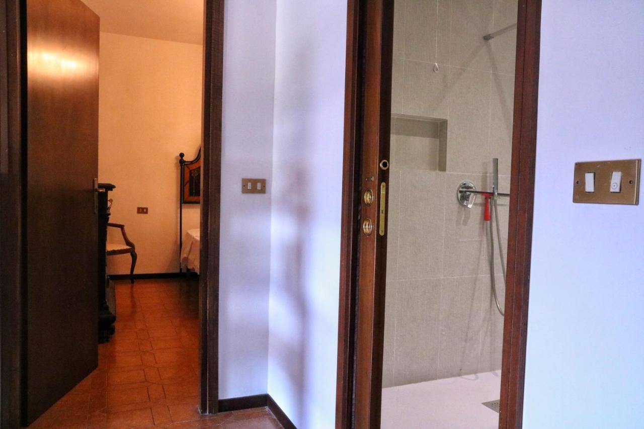 A La Zolia Mendia Villa Salò Exteriör bild